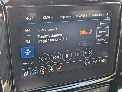 Certified 2023 Chevrolet Traverse LT image 19