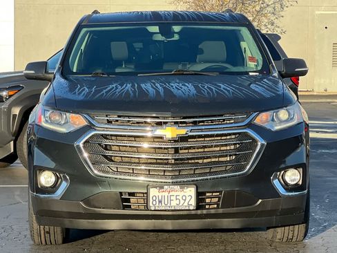 Used 2021 Chevrolet Traverse LT w/ LPO, Cargo Package image 10