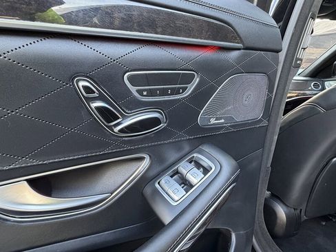 Used 2015 Mercedes-Benz S 550 Sedan image 35