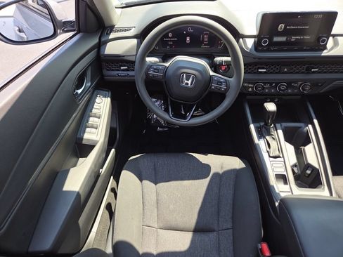 Certified 2023 Honda Accord EX image 29