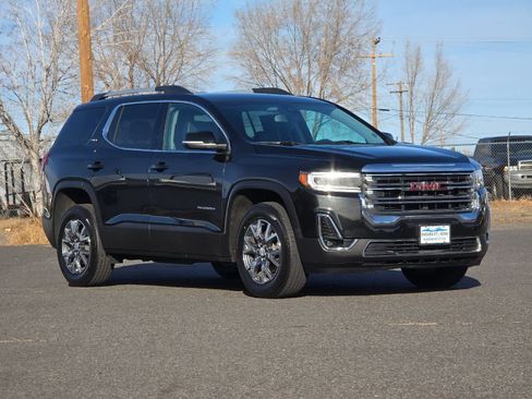 Used 2023 GMC Acadia SLT image 9