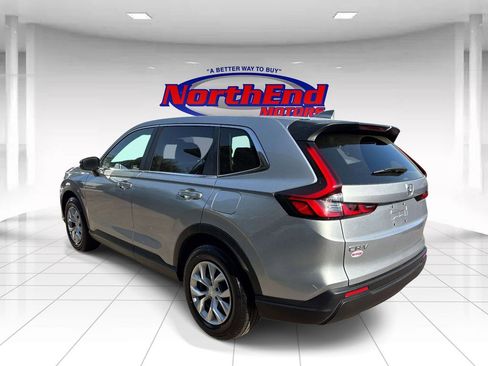 Used 2025 Honda CR-V LX image 5