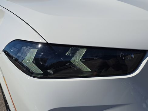 New 2026 BMW X5 xDrive50e w/ Executive Package image 7