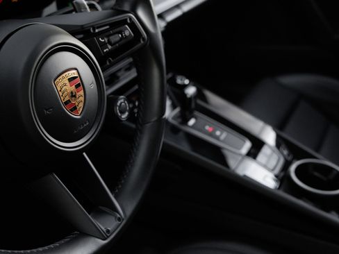 Certified 2023 Porsche 911 Carrera GTS RWD image 19