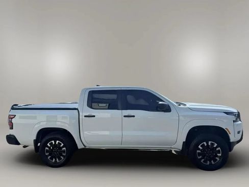 Used 2022 Nissan Frontier S w/ Technology Package AWD/4WD image 5