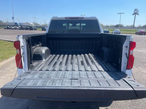 Used 2023 Chevrolet Silverado 1500 LTZ w/ LTZ Convenience Package II image 18