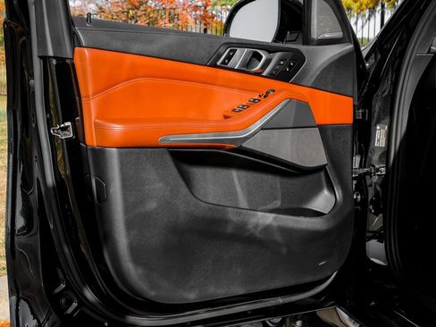 Used 2021 BMW X5 xDrive40i w/ Executive Package image 47