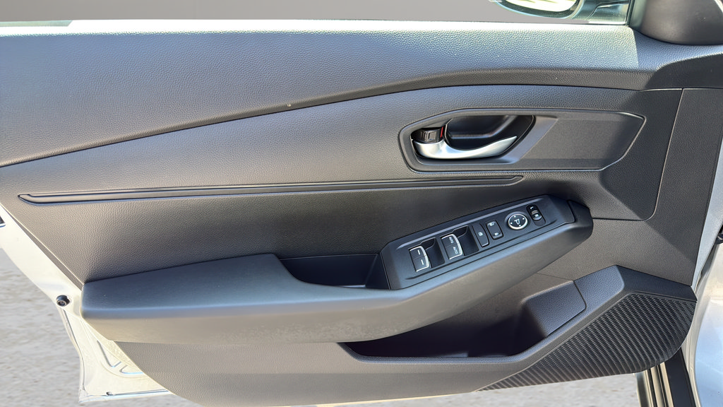 Certified 2025 Honda Accord LX image 10