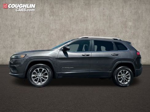 Used 2019 Jeep Cherokee Latitude Plus AWD/4WD image 4