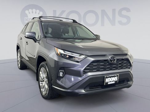 Used 2024 Toyota RAV4 XLE Premium w/ Weather Package image 7