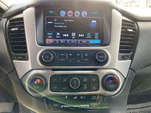 Used 2018 GMC Yukon SLE image 20