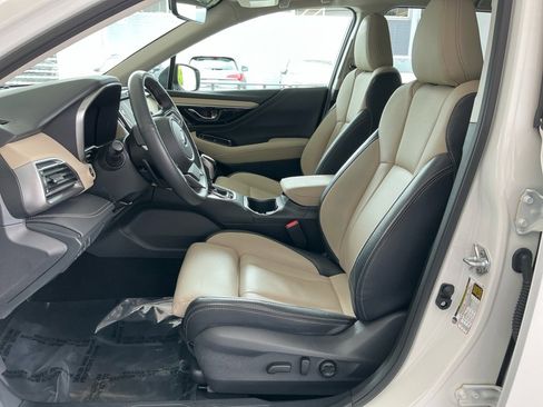 Certified 2025 Subaru Outback Limited AWD/4WD image 30