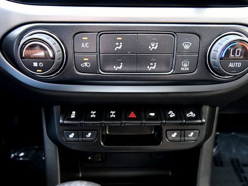 Certified 2022 Chevrolet Colorado ZR2 image 25