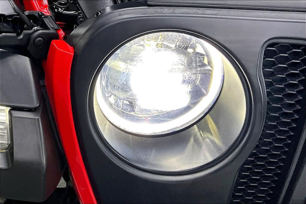 Used 2023 Jeep Wrangler Rubicon w/ LED Lighting Group AWD/4WD image 32