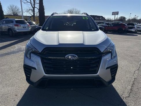 Used 2025 Subaru Ascent Bronze Edition image 9