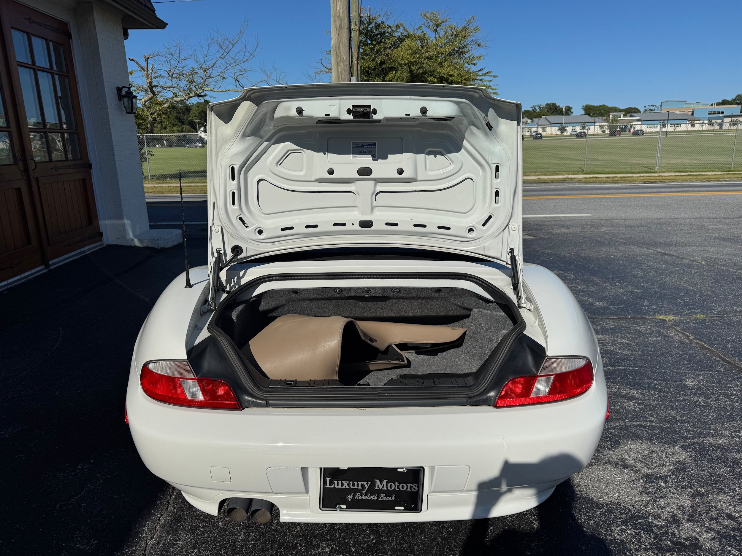 Used 2000 BMW Z3 2.5i RWD image 17
