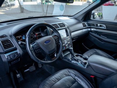 Used 2017 Ford Explorer Sport w/ Equipment Group 401A AWD/4WD image 9