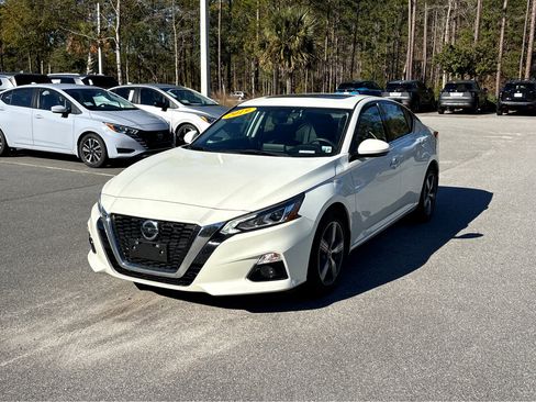 Used 2019 Nissan Altima 2.5 SL image 3