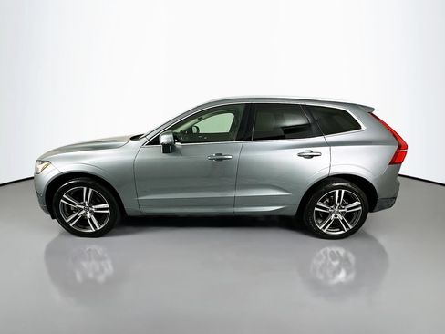 Used 2018 Volvo XC60 T5 Momentum w/ Vision Package AWD/4WD image 2