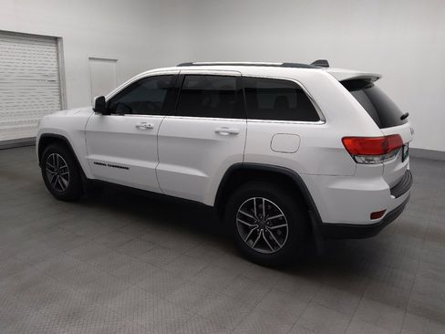 Used 2019 Jeep Grand Cherokee Laredo w/ Laredo X Package RWD image 3