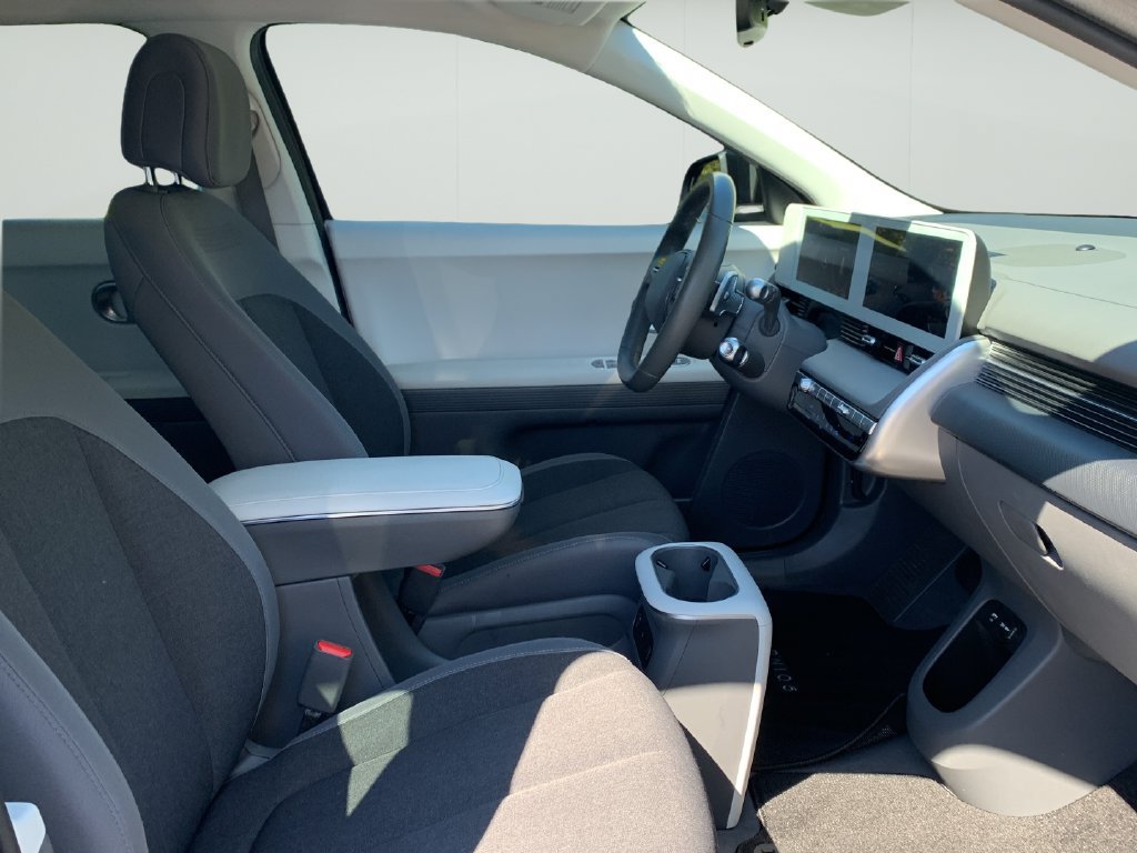 Certified 2024 Hyundai Ioniq 5 SEL RWD image 36