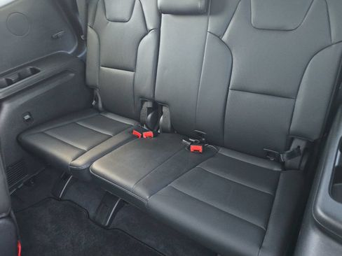Certified 2024 Kia Telluride S w/ S Sunroof Package AWD/4WD image 15