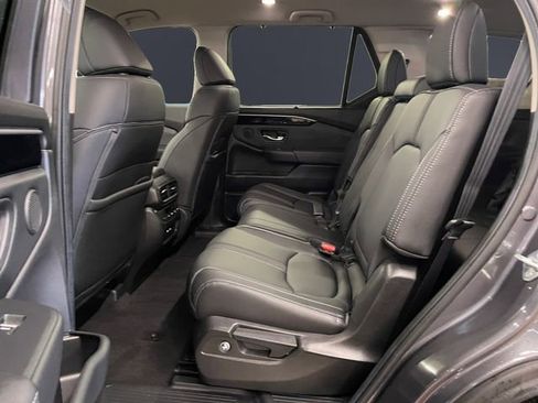 Certified 2025 Honda Pilot EX-L image 13