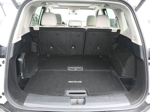 Used 2023 Nissan Rogue SL w/ SL Premium Package FWD image 16