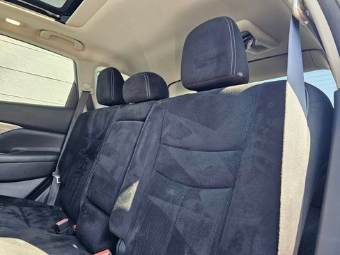 Used 2018 Nissan Murano SV AWD/4WD image 18