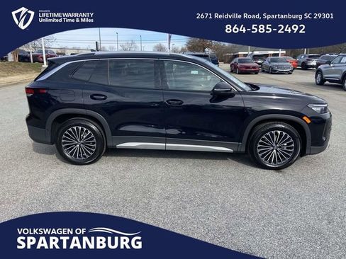 New 2026 Volkswagen Tiguan S image 2