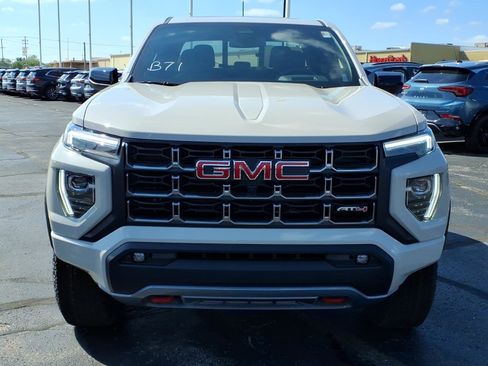 New 2026 GMC Canyon AT4 AWD/4WD image 2