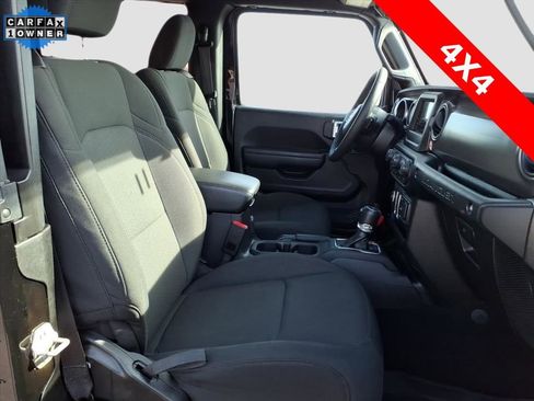 Used 2023 Jeep Wrangler Sport S image 11