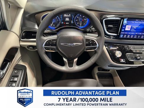 Used 2017 Chrysler Pacifica Touring Plus w/ Tire & Wheel Group image 22