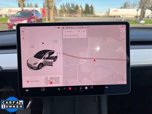 Used 2021 Tesla Model Y Long Range image 24
