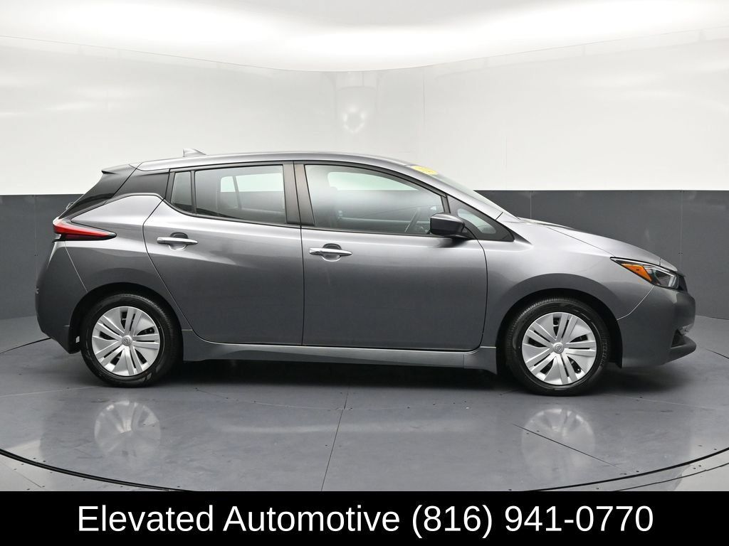 Used 2025 Nissan Leaf S FWD image 25
