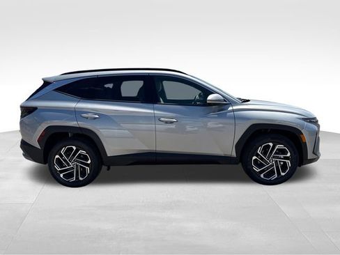 New 2026 Hyundai Tucson Limited AWD/4WD image 6
