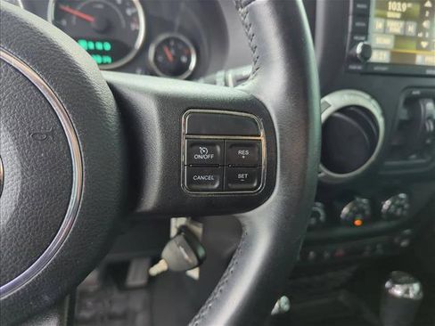 Used 2014 Jeep Wrangler Unlimited Sahara w/ Connectivity Group image 14