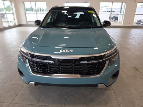 Used 2025 Kia Seltos S FWD image 3