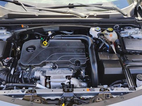 Used 2023 Chevrolet Malibu LT image 35