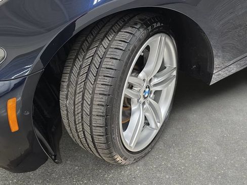 Used 2016 BMW 550i xDrive Sedan AWD/4WD image 29