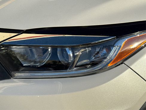 Used 2020 Honda HR-V EX image 16