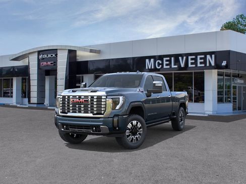 New 2026 GMC Sierra 2500 Denali w/ Denali Reserve Package image 8