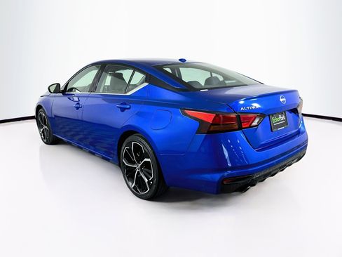 Used 2025 Nissan Altima 2.5 SR FWD image 5