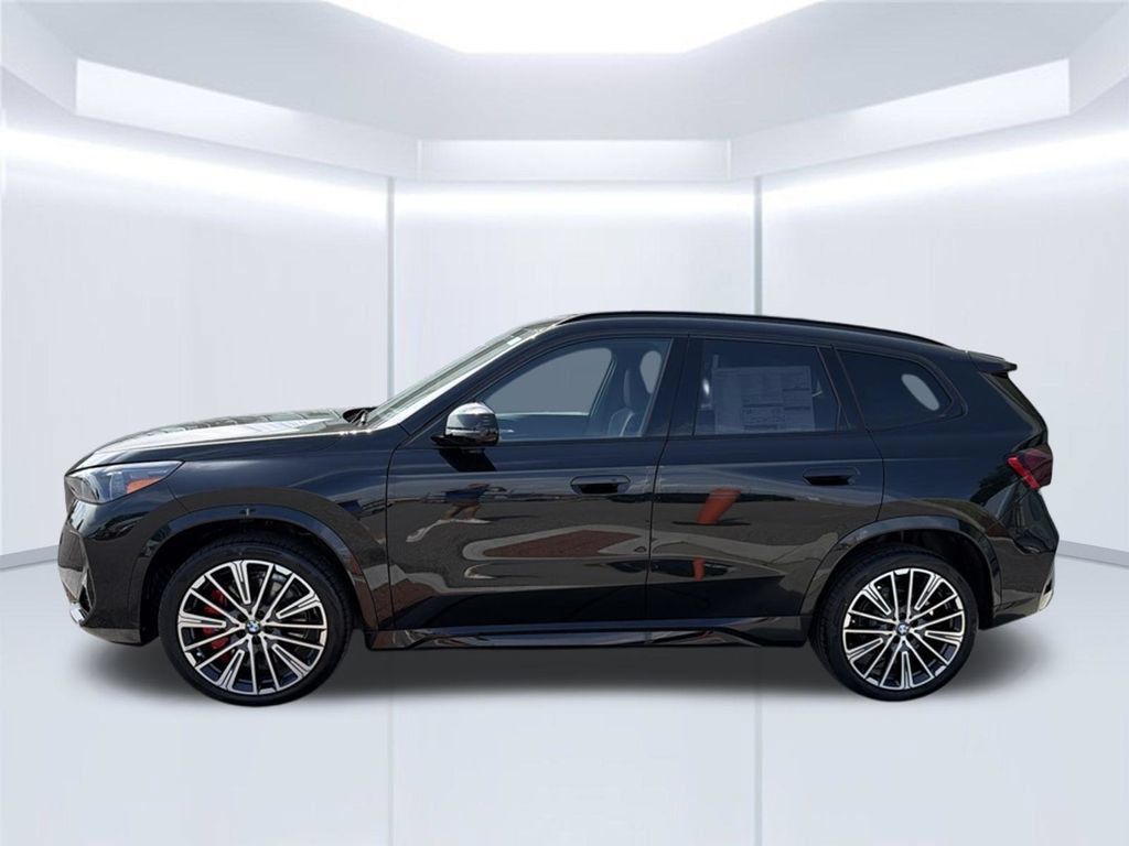 New 2026 BMW X1 xDrive28i w/ Technology Package AWD/4WD image 3