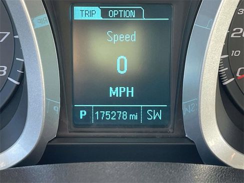 Used 2015 Chevrolet Equinox LS image 24