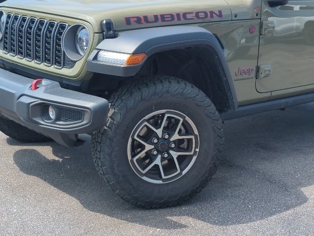 Used 2026 Jeep Wrangler Unlimited Rubicon AWD/4WD image 2