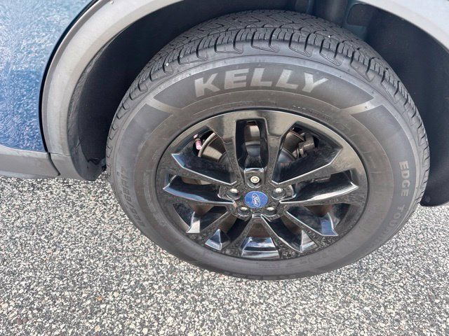 Used 2020 Ford Escape SE FWD image 4