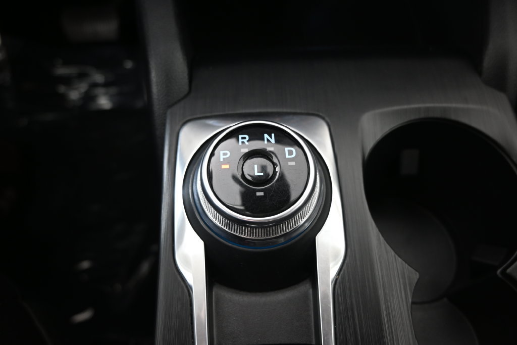 Used 2022 Ford Escape SEL w/ Equipment Group 302A AWD/4WD image 33