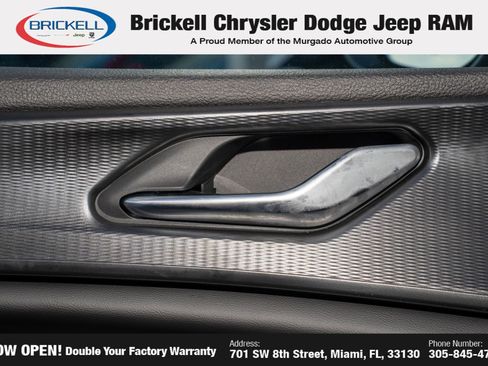 New 2025 Jeep Grand Cherokee L Laredo image 30