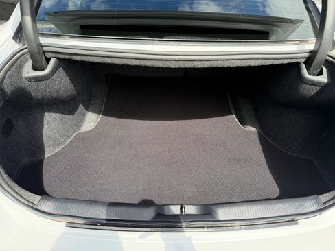 Used 2015 Dodge Charger R/T Scat Pack w/ Technology Group RWD image 19